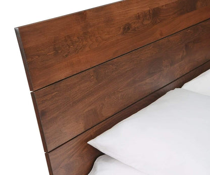 Lit Kelby Wood Castle