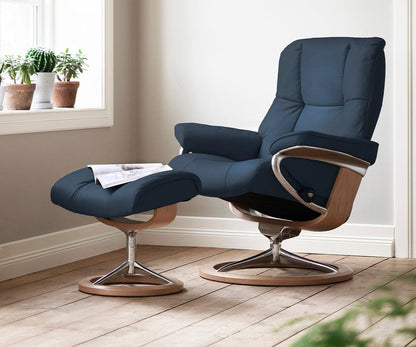 Fauteuil inclinable et ottoman Stressless® Mayfair avec base Signature