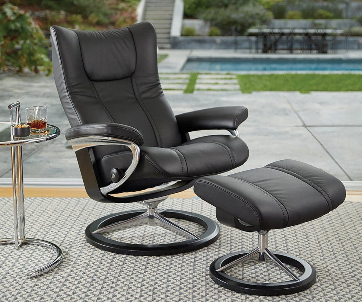 Fauteuil inclinable et ottoman Stressless® avec base Signature - Noir