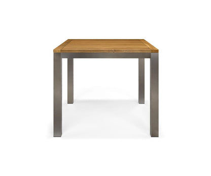 Table à manger carrée d'extérieur Farino
